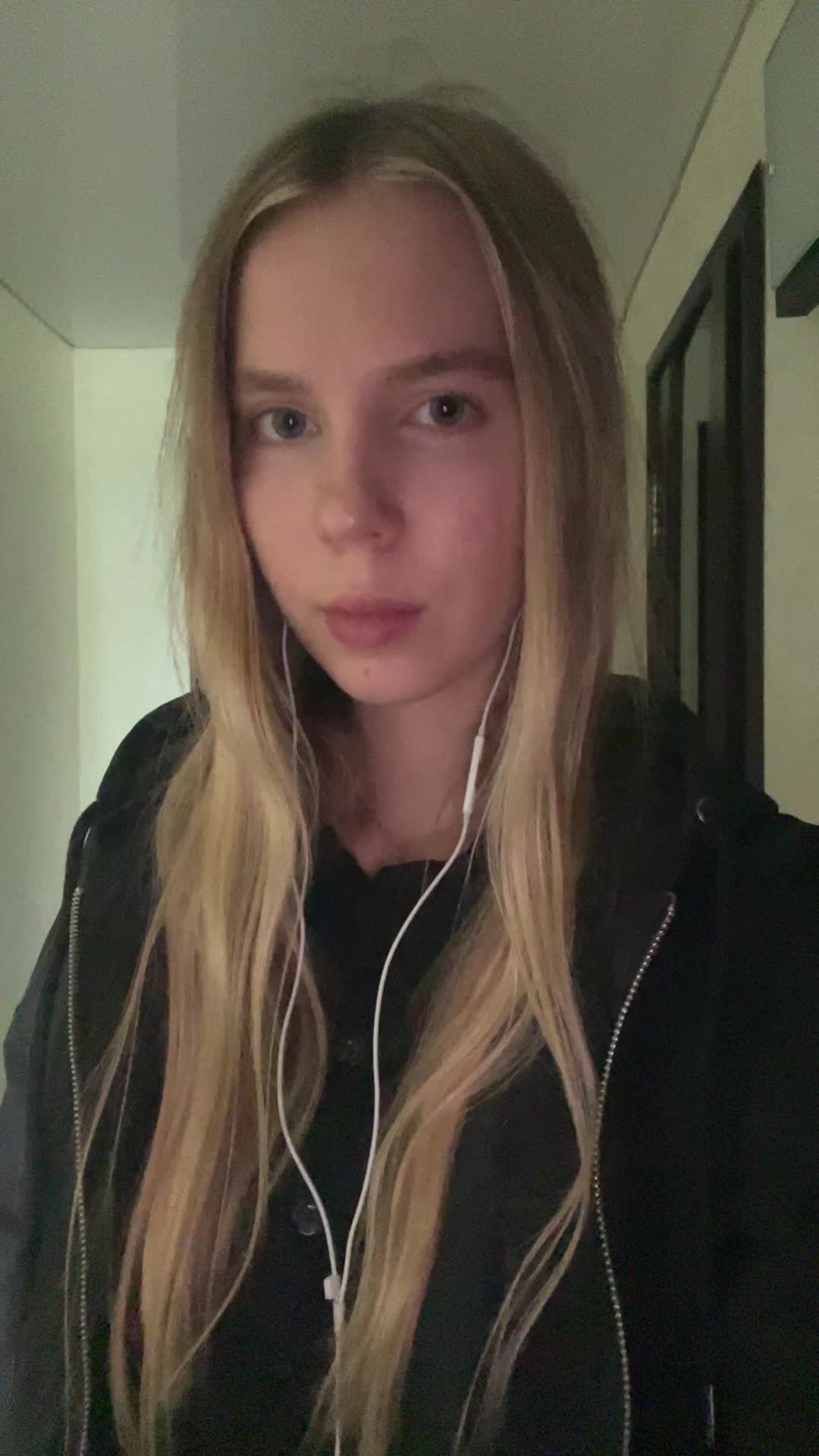 @esennĩa🩰