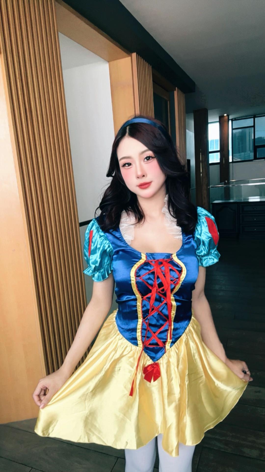@Anny🍎
