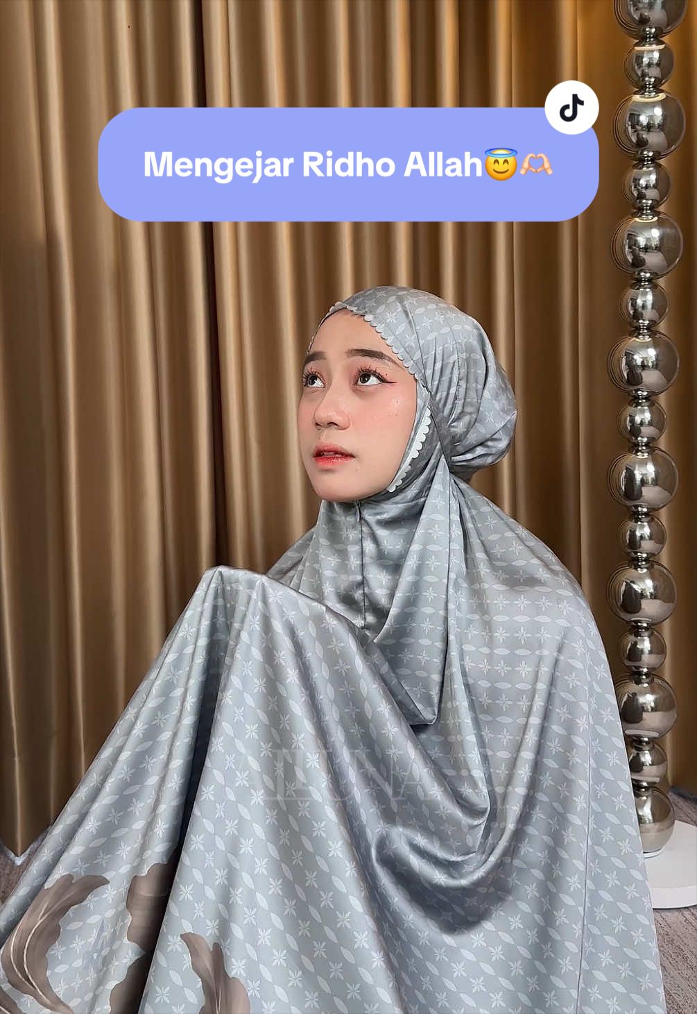 @Alluna