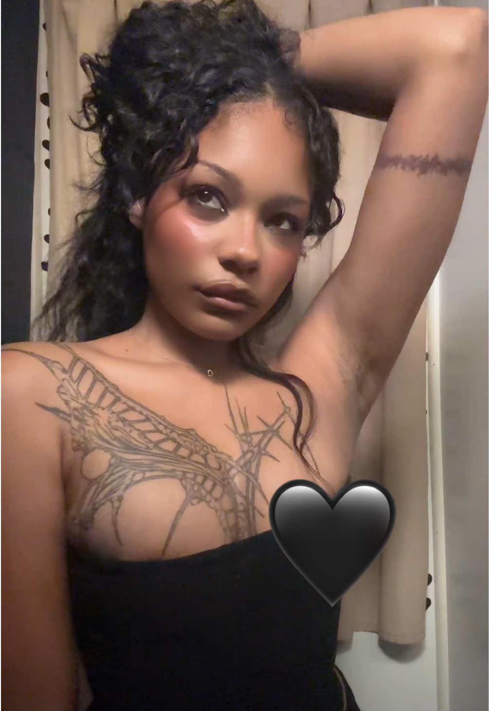 @girlnxtdoor