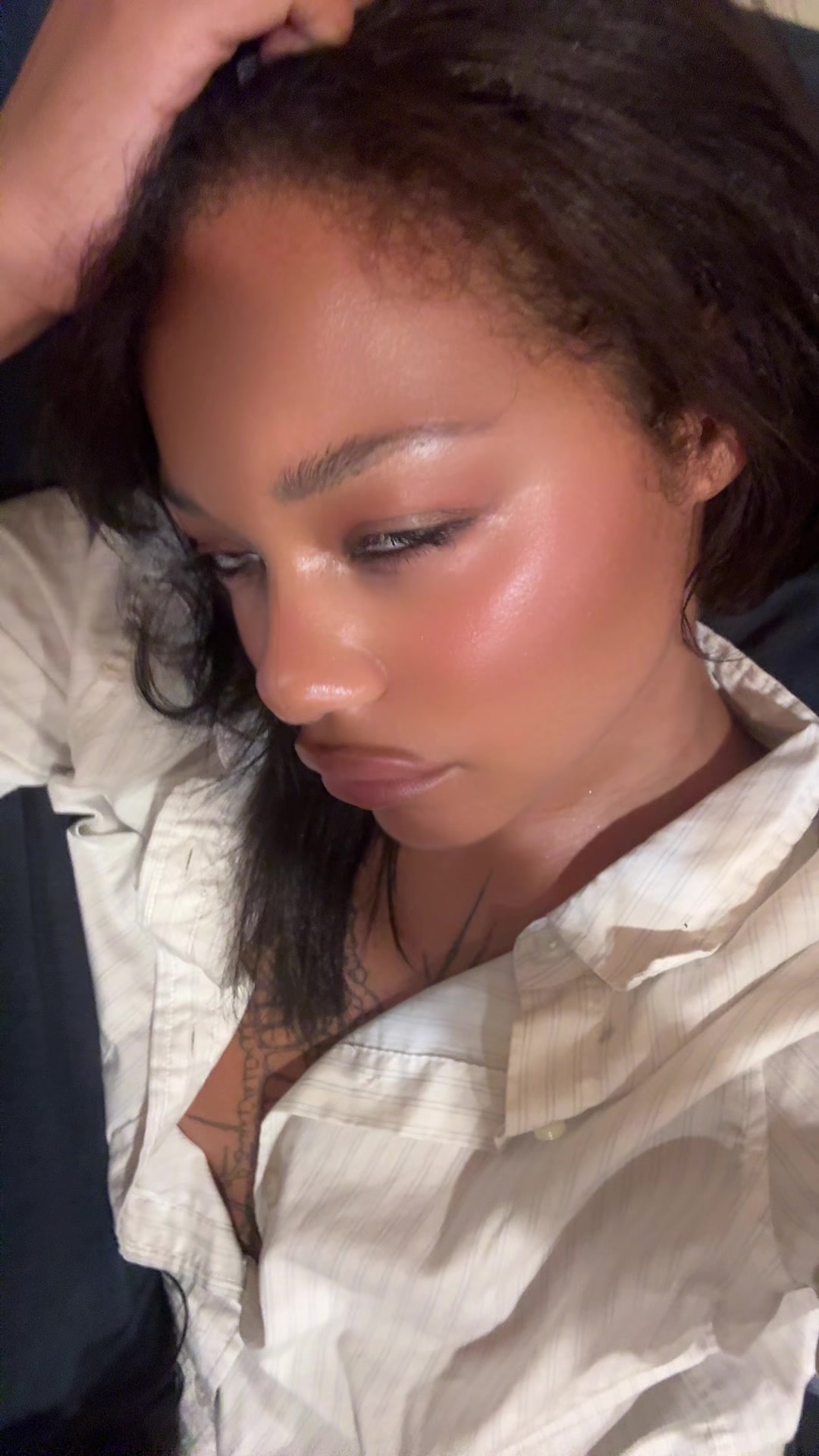 @girlnxtdoor