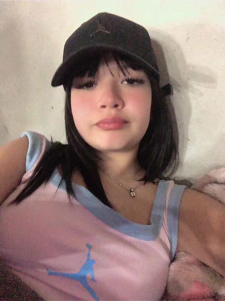 @𝚖𝚎𝚕𝚞 𝚊𝚒𝚕𝚎𝚗 🇨🇴