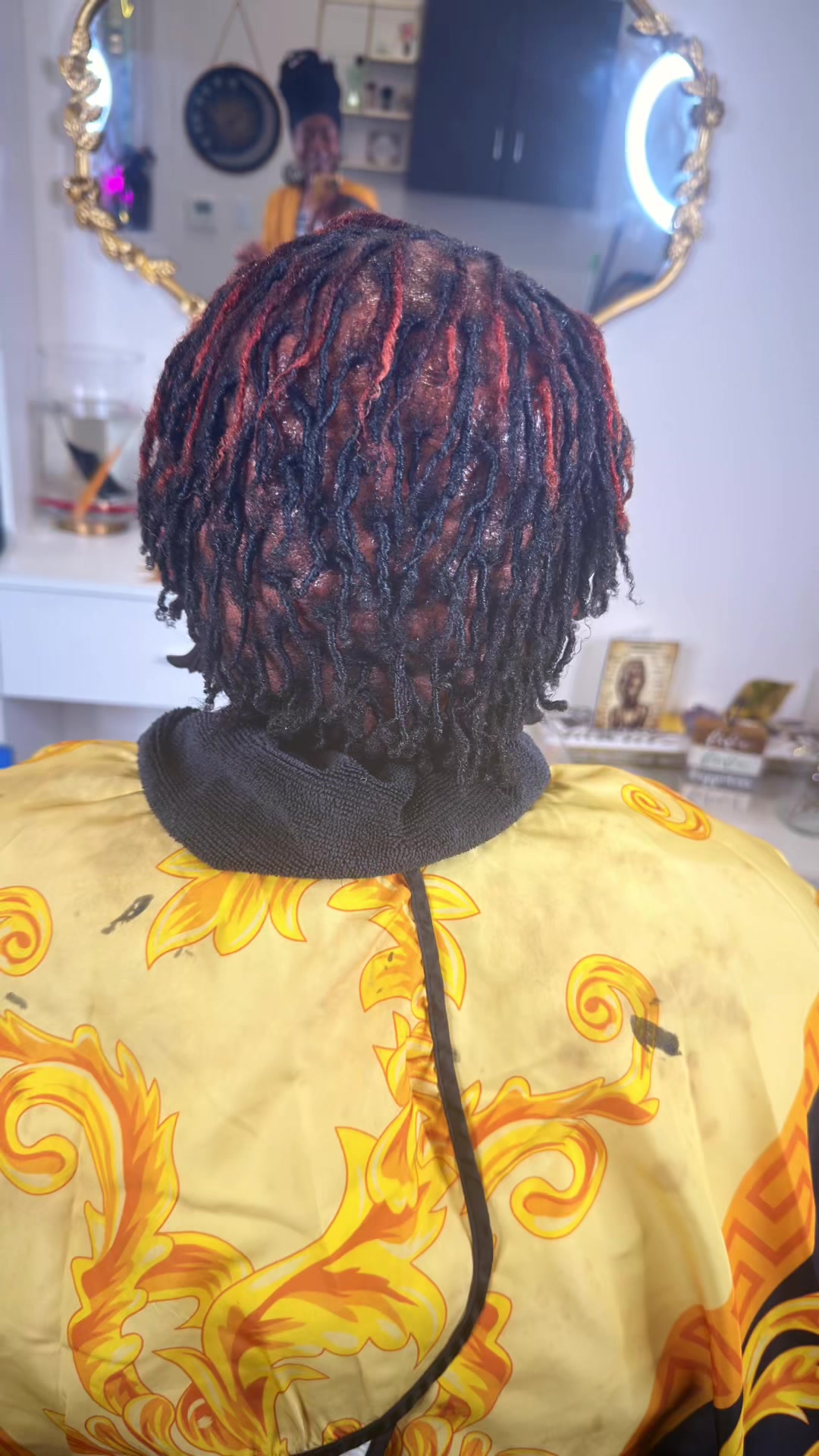 @Akua