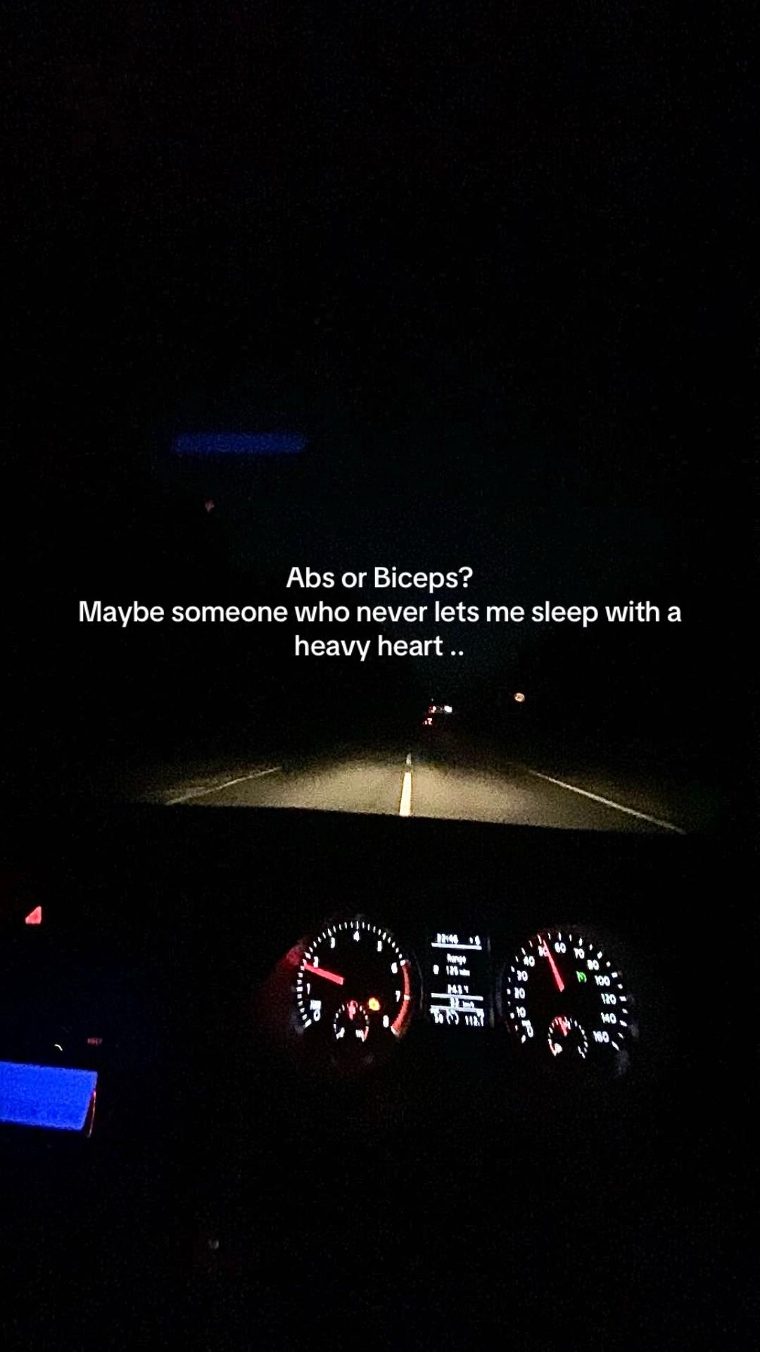 @𝓔 🦋