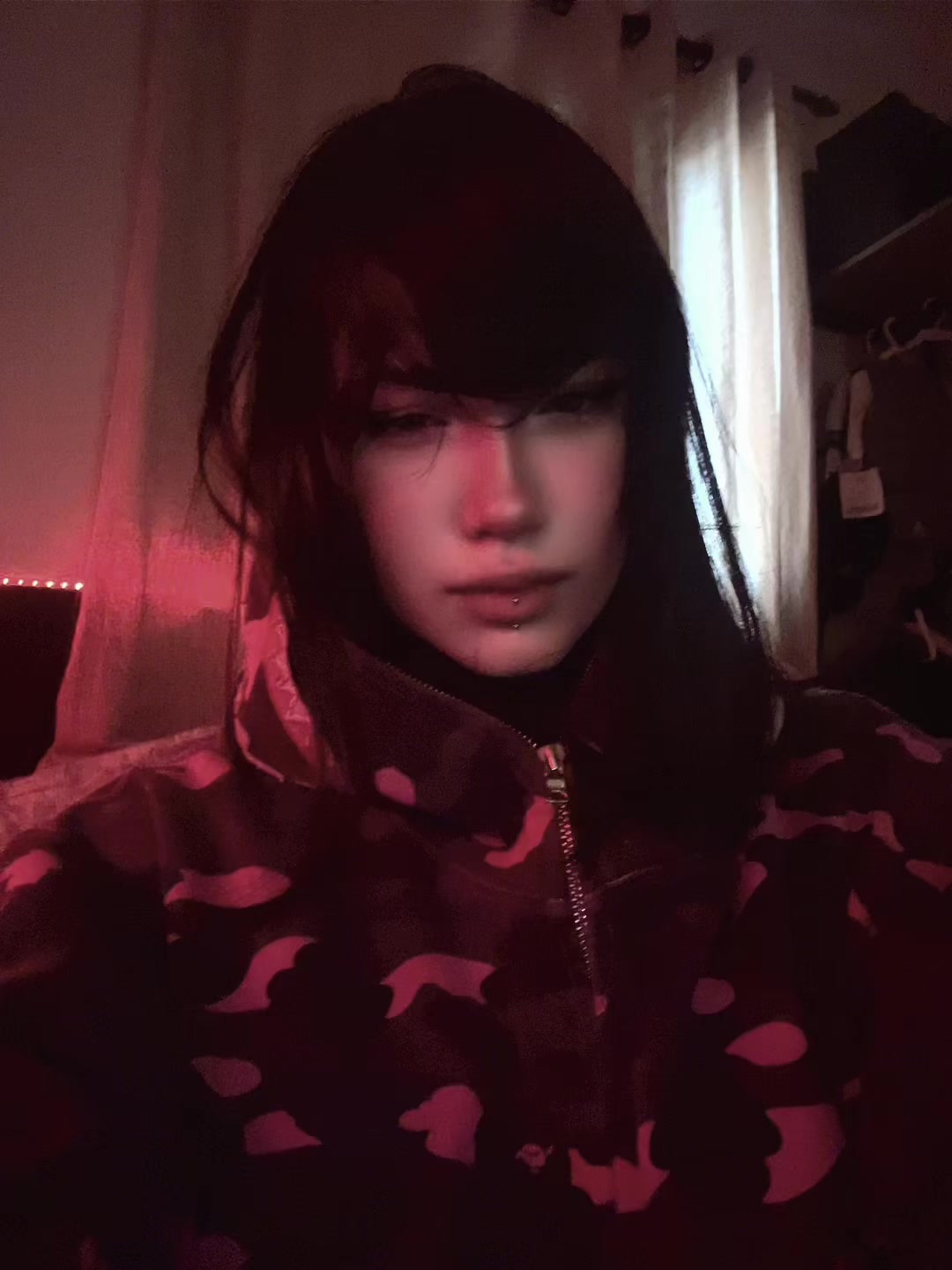 @𝔏𝔦𝔳𝔦𝔞