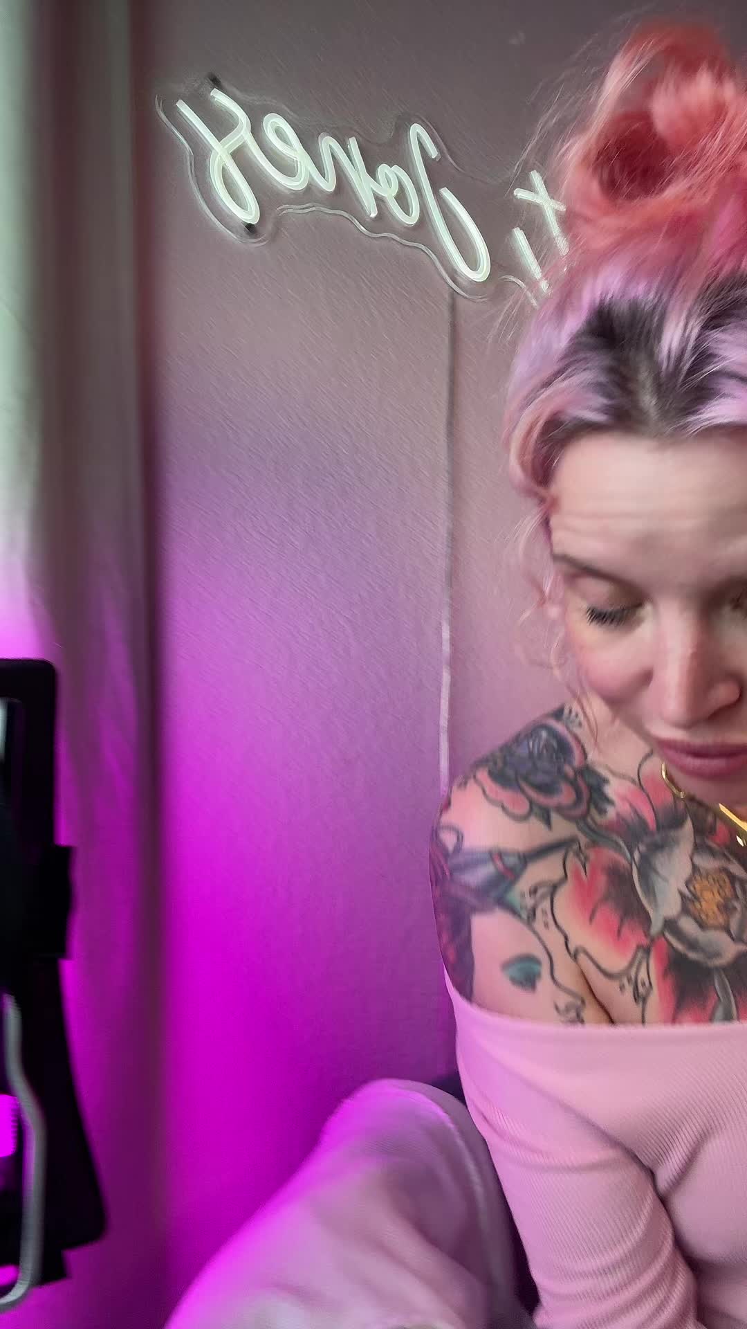 @kittjones