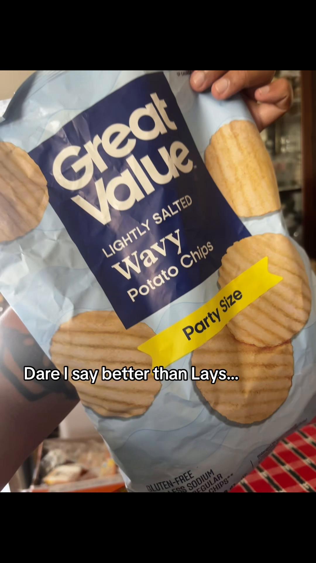 @Y0L3B011