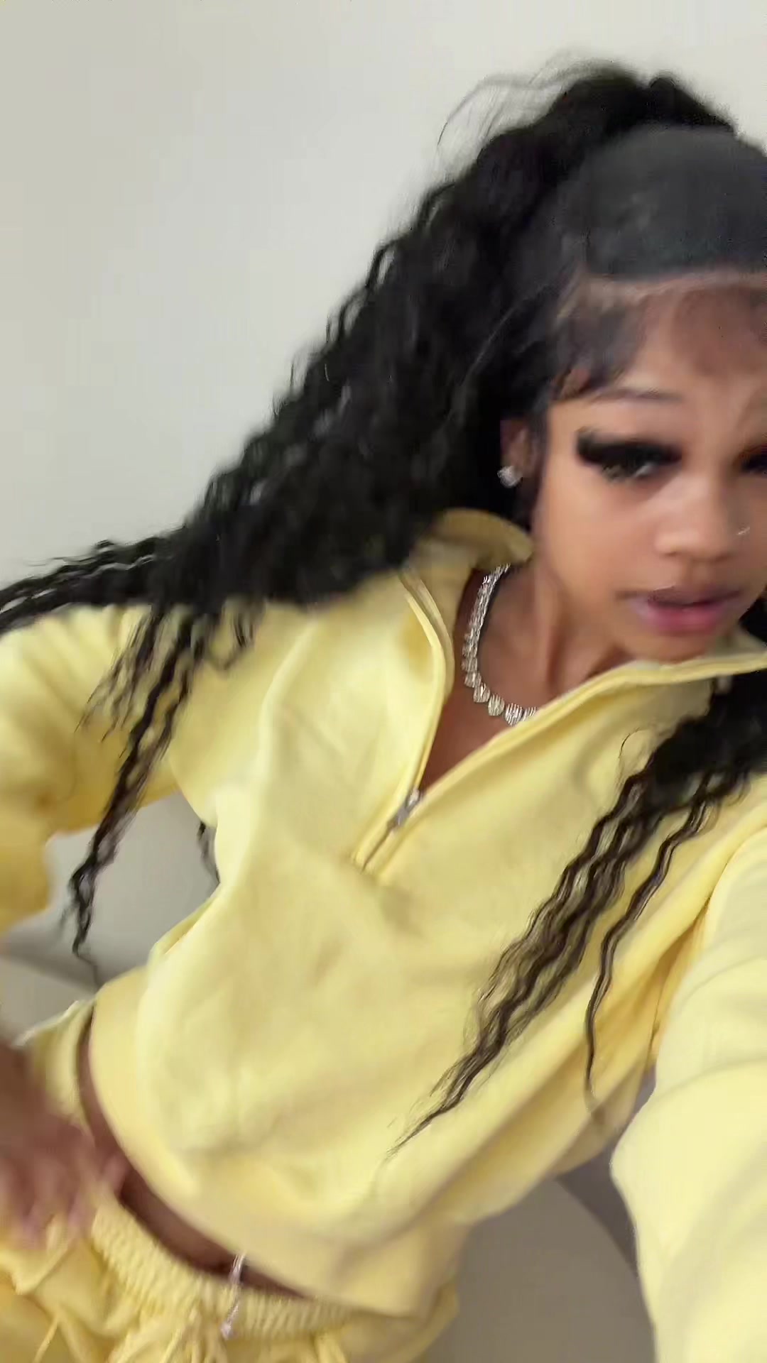 @Farahheartss