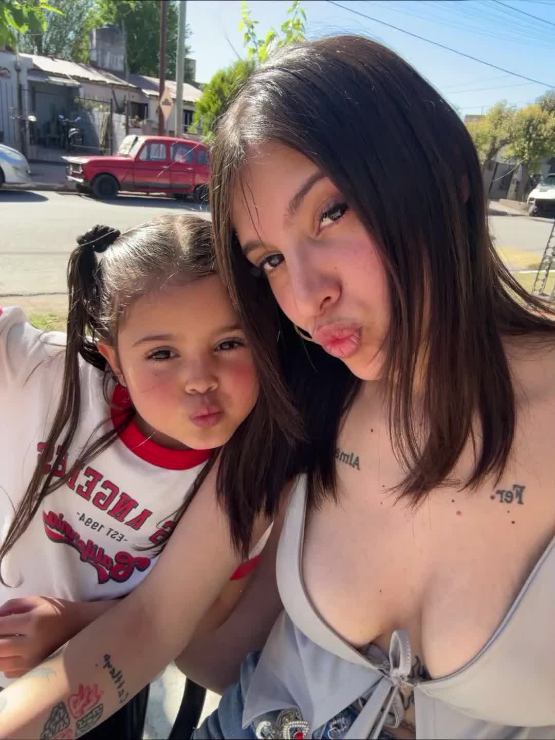 @Aimara.