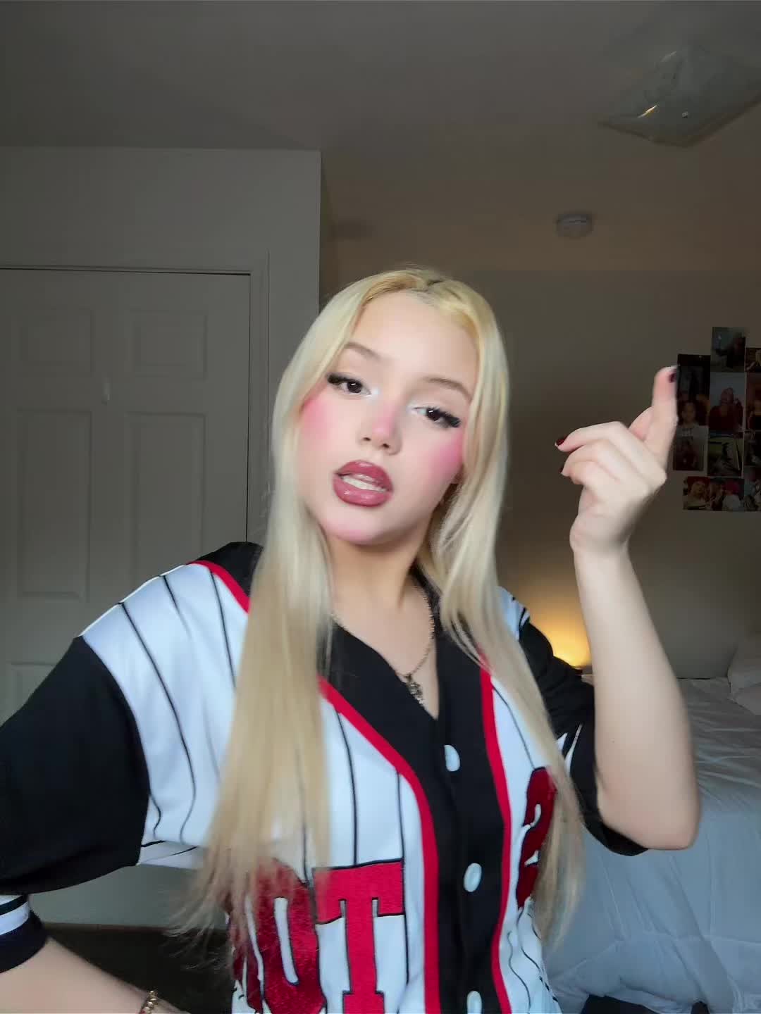 @𝐋𝐈𝐙𝐙𝐈𝐄