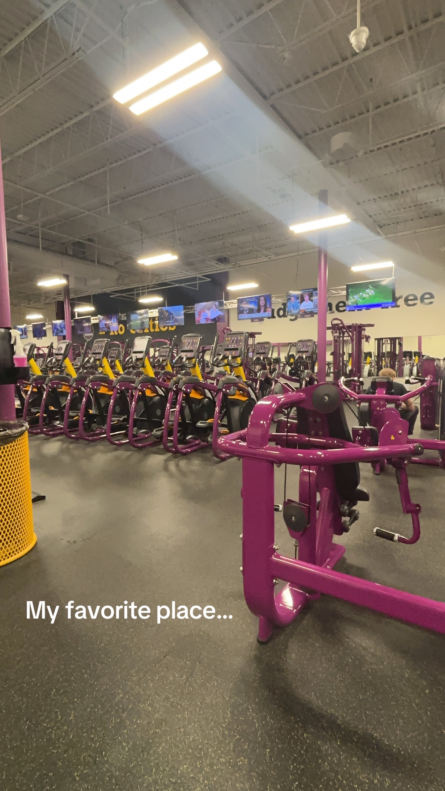 @Victoria Angelica