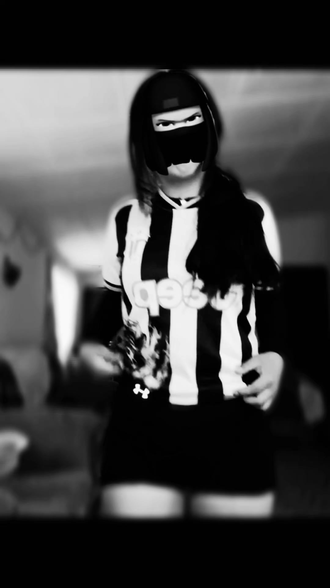 @𝓑𝓻𝓲💙🖤