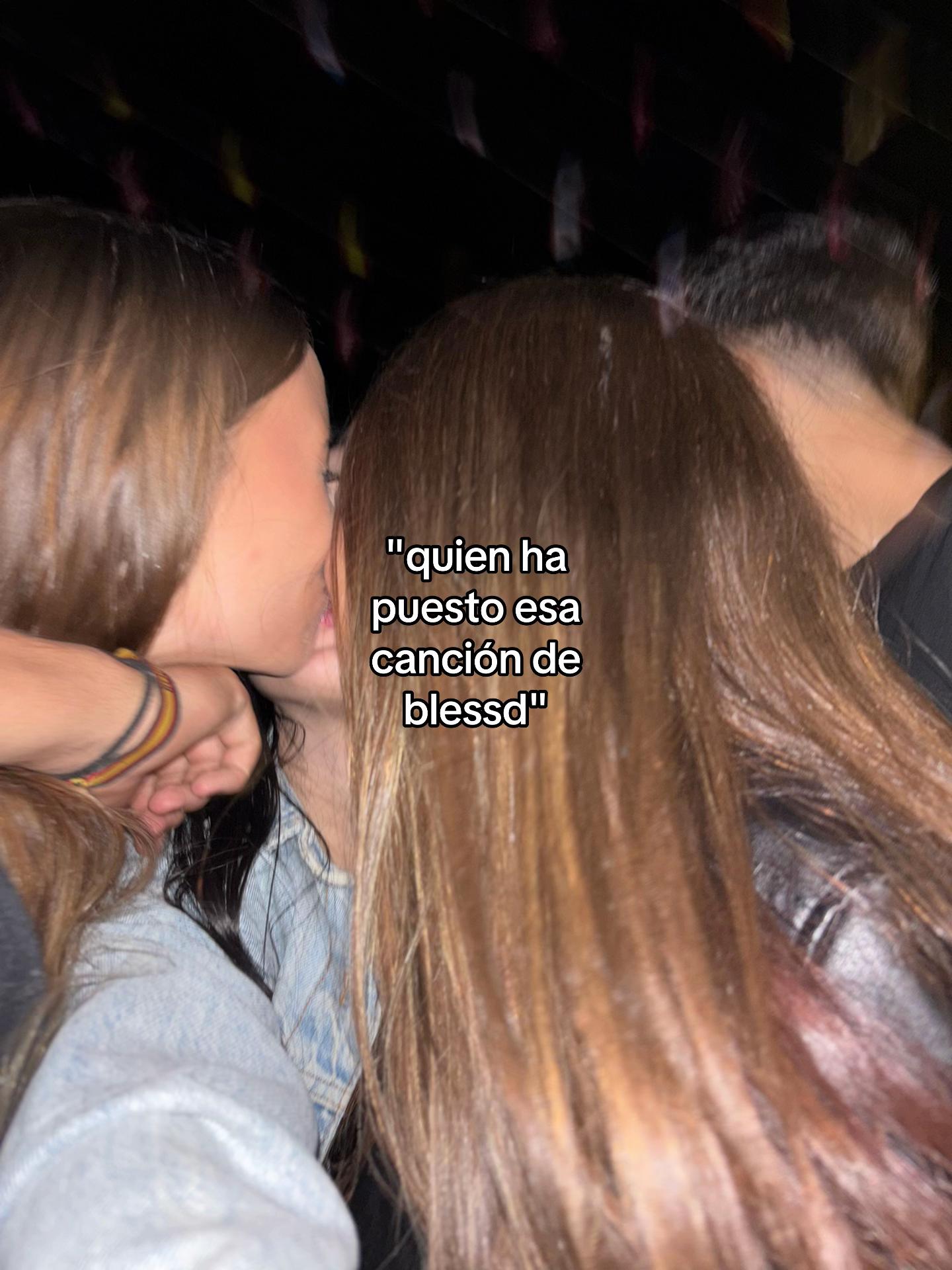 @luciaaseecret