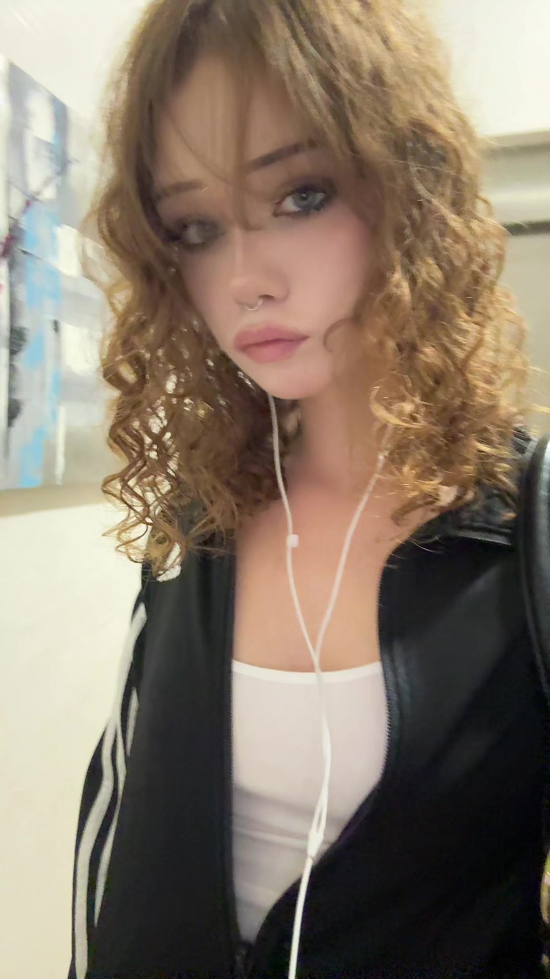 @суня