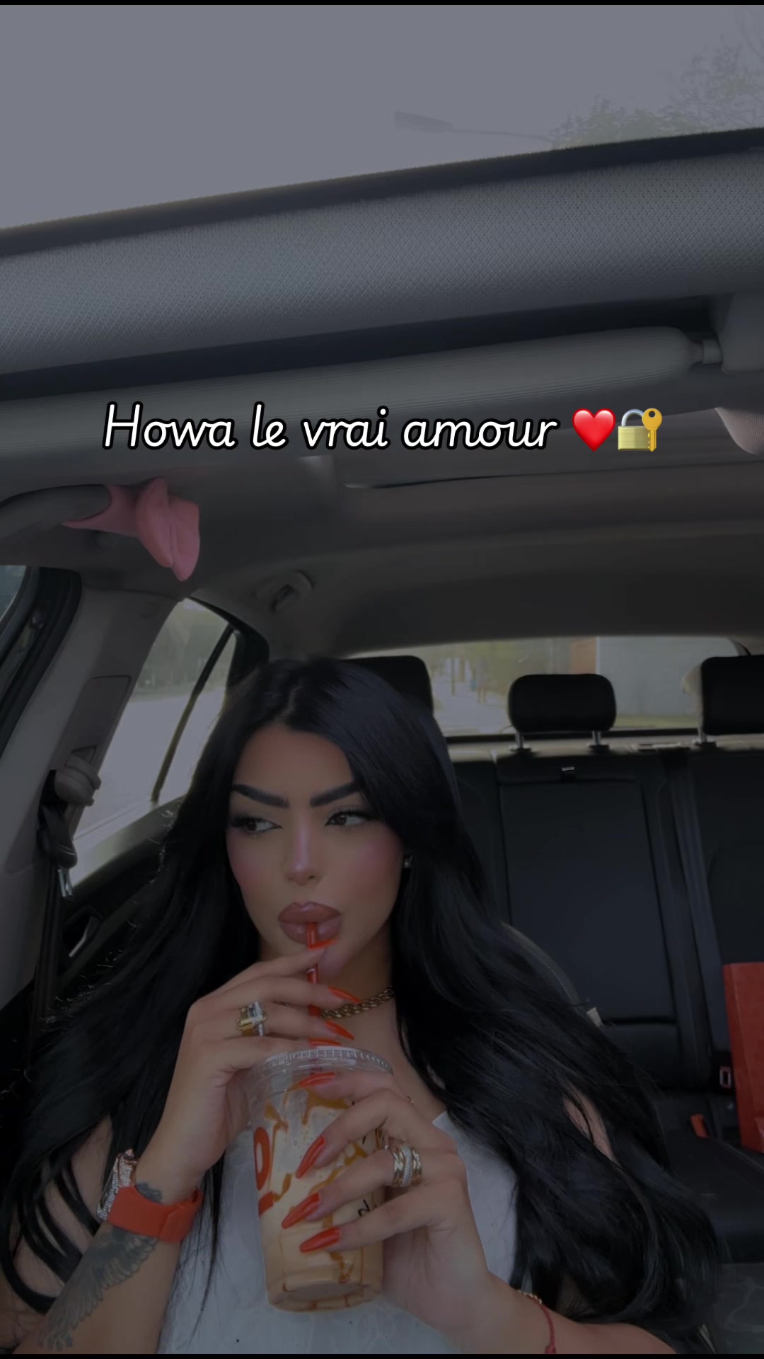 @MODEL J I H A N E🧿🪬