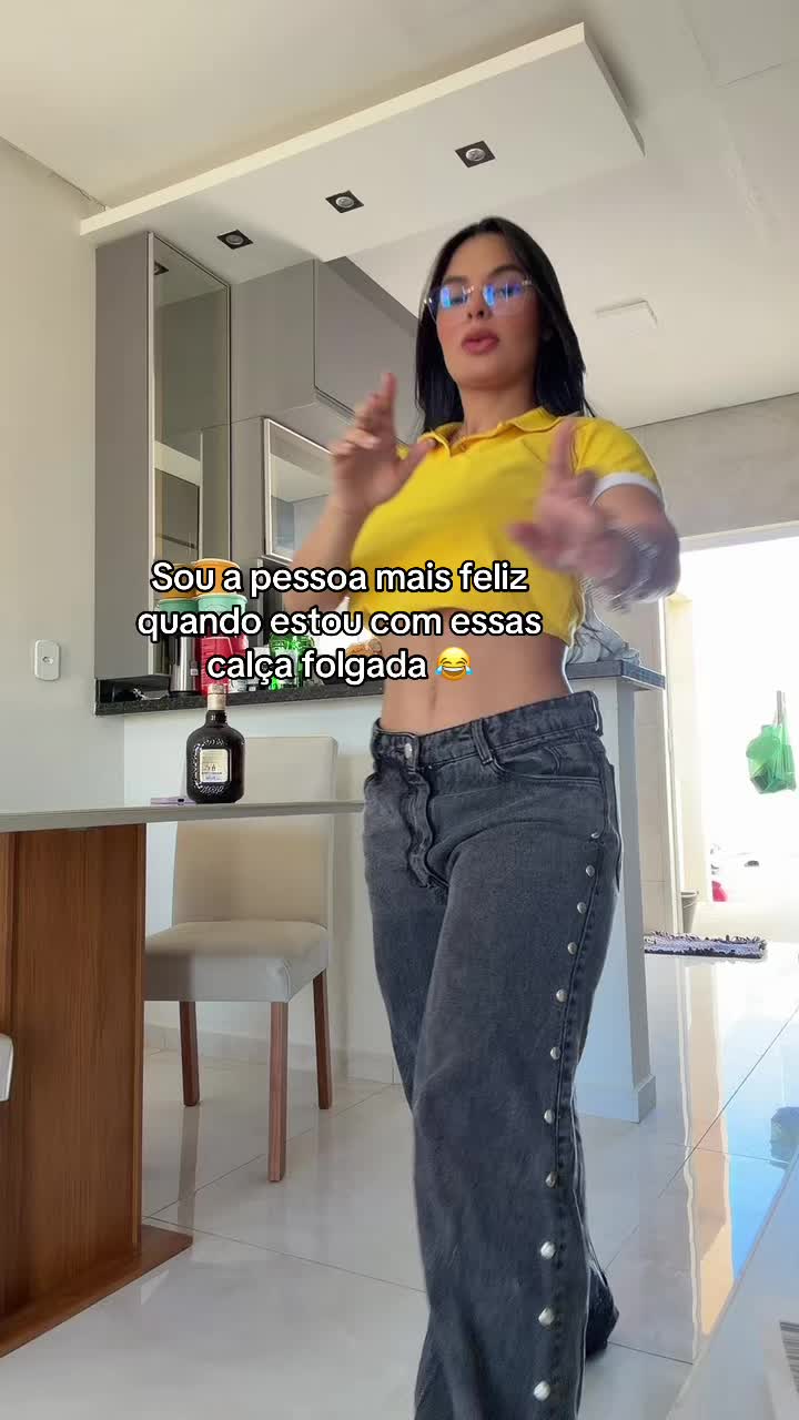 @naelypereira