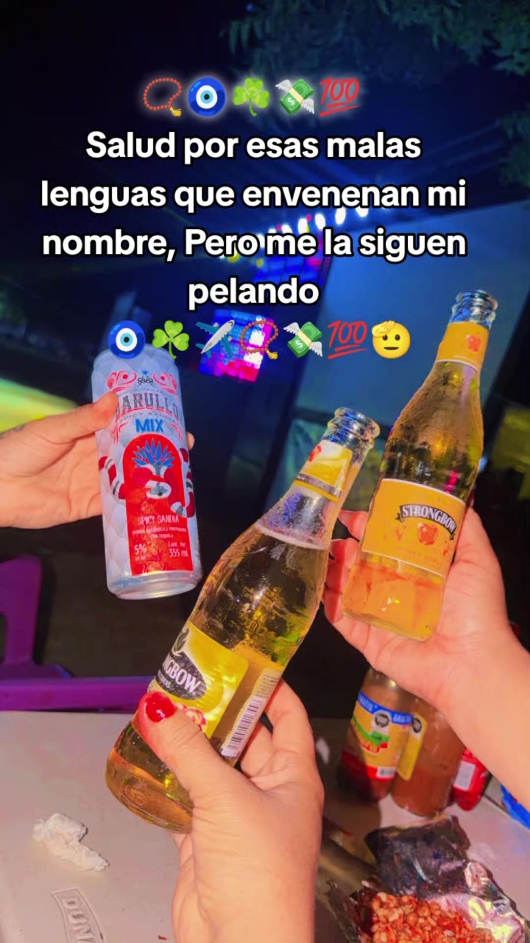 @Niki Luna
