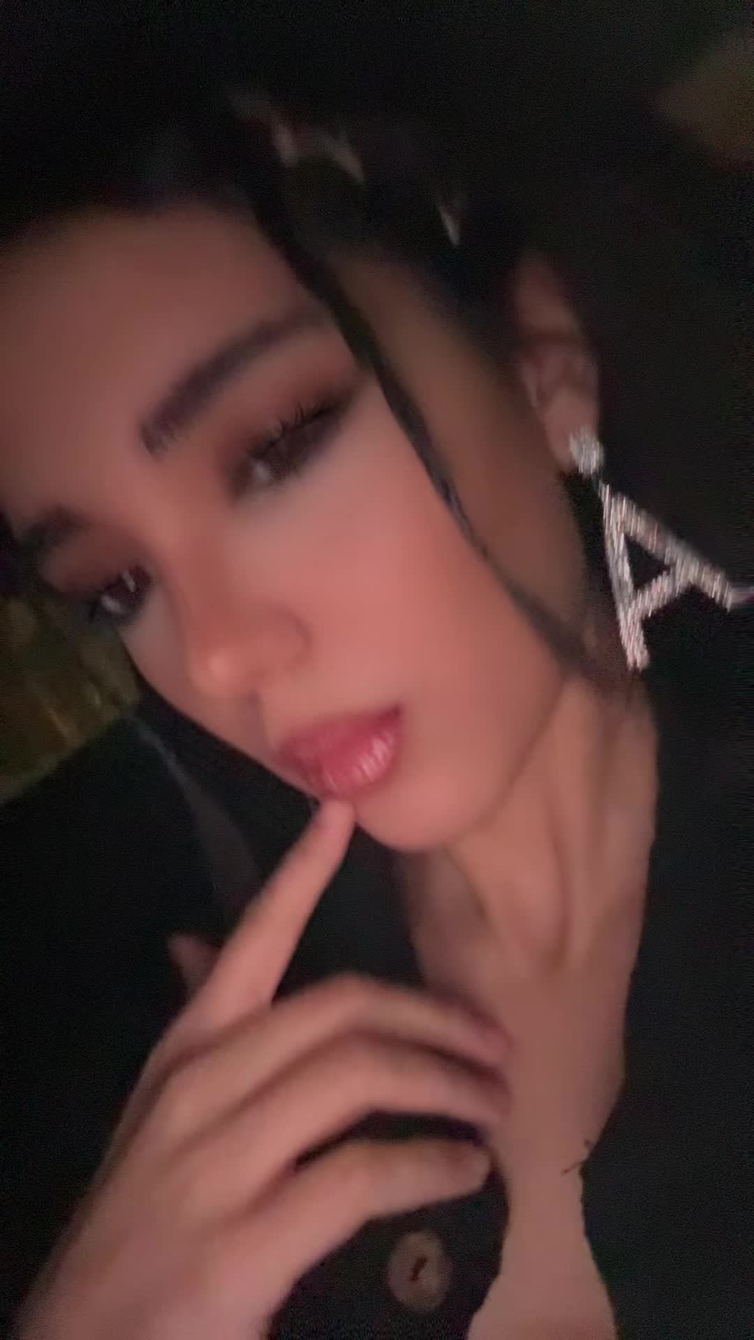 @anisa