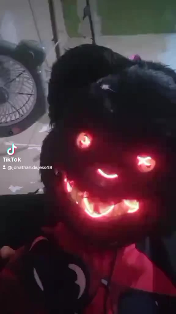 @Jonathan 🗿🌪️👹