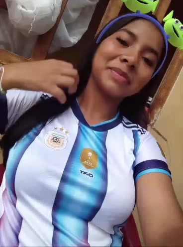 @𝓛𝓪𝓾𝓻𝓪𝓪 .
