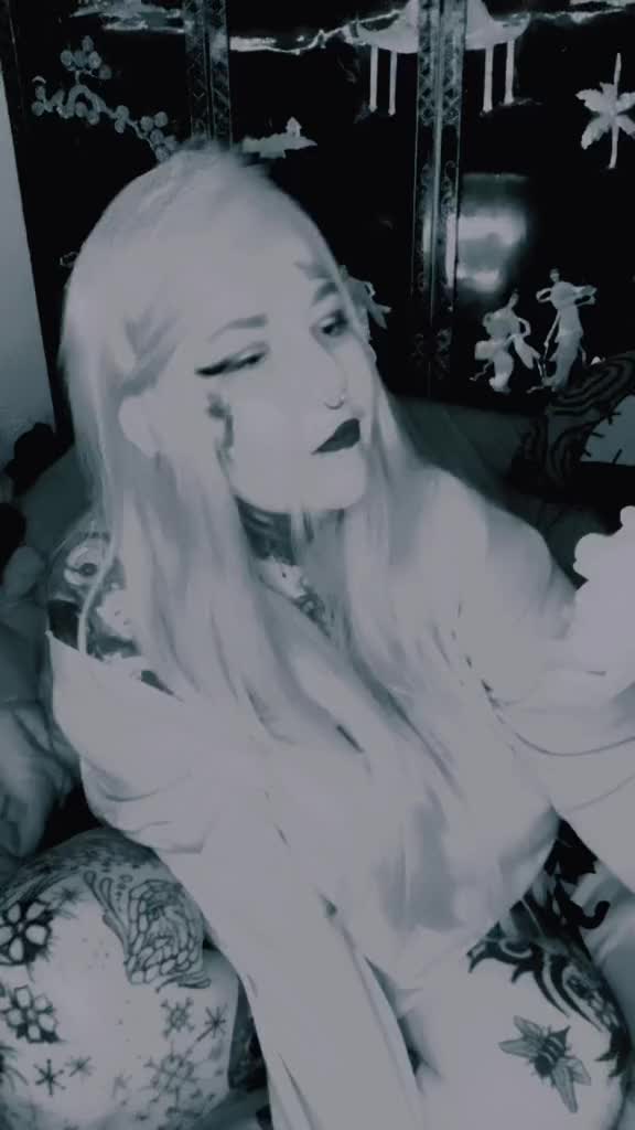 @FriendlyEchos_on_Twitch