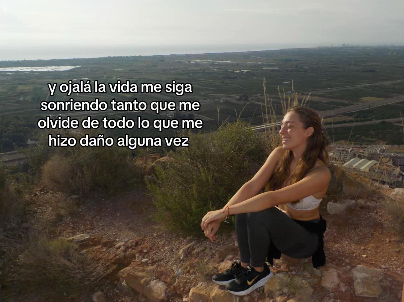 @lucia gomez
