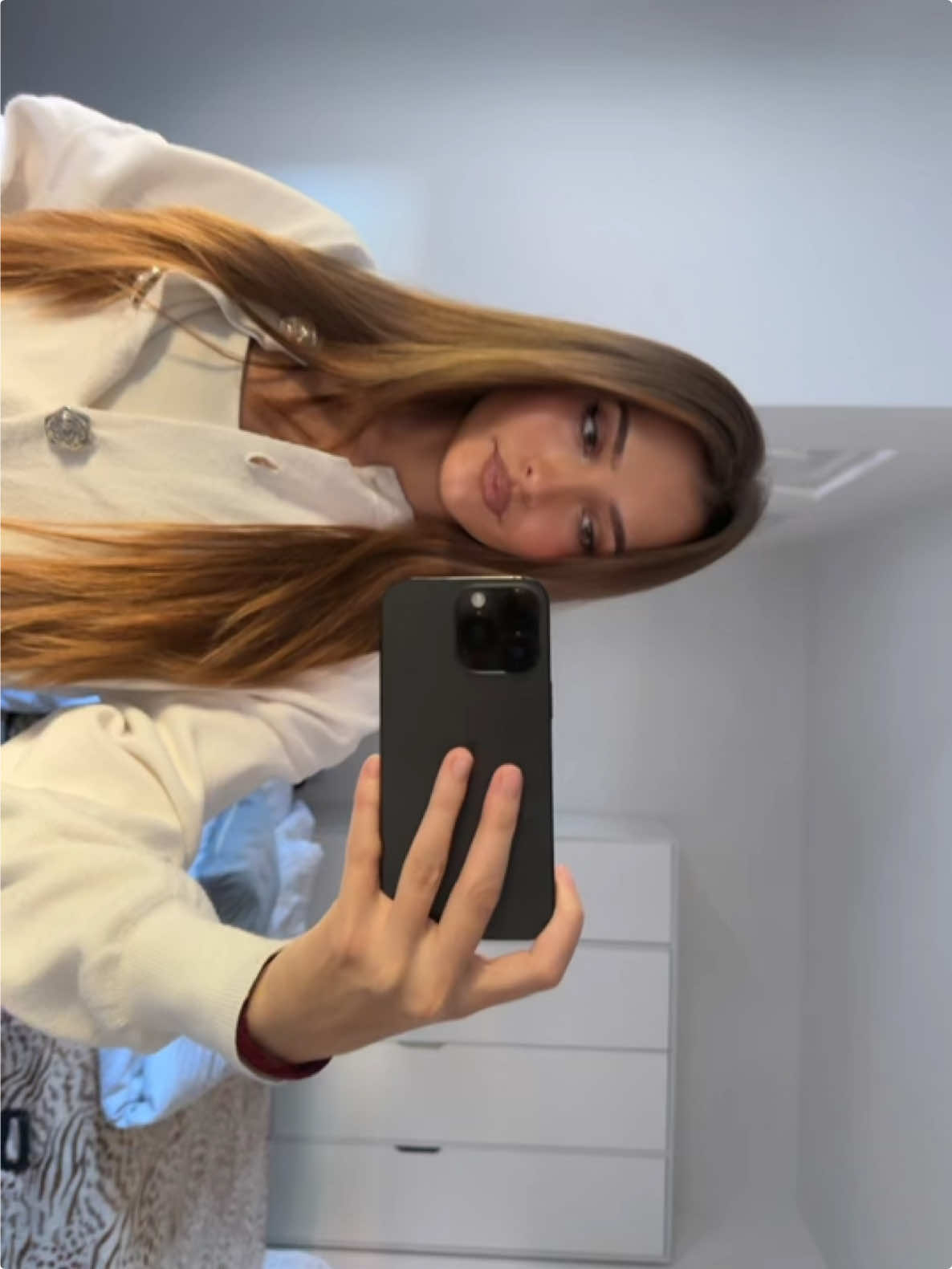 @𝐌𝐈𝐑𝐄𝐋𝐀