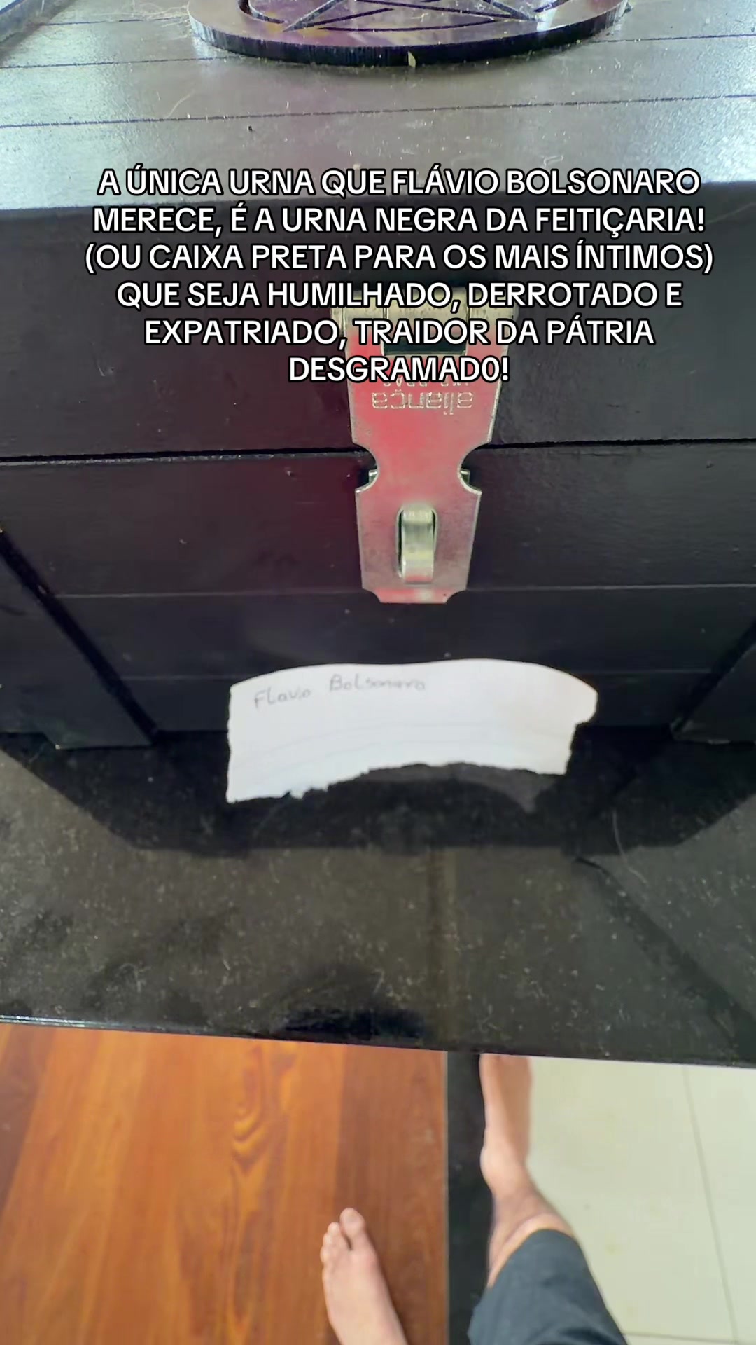 @Jo&atilde;o Pedro