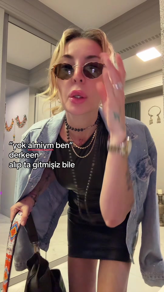 @Selin&ensp;Yardimci