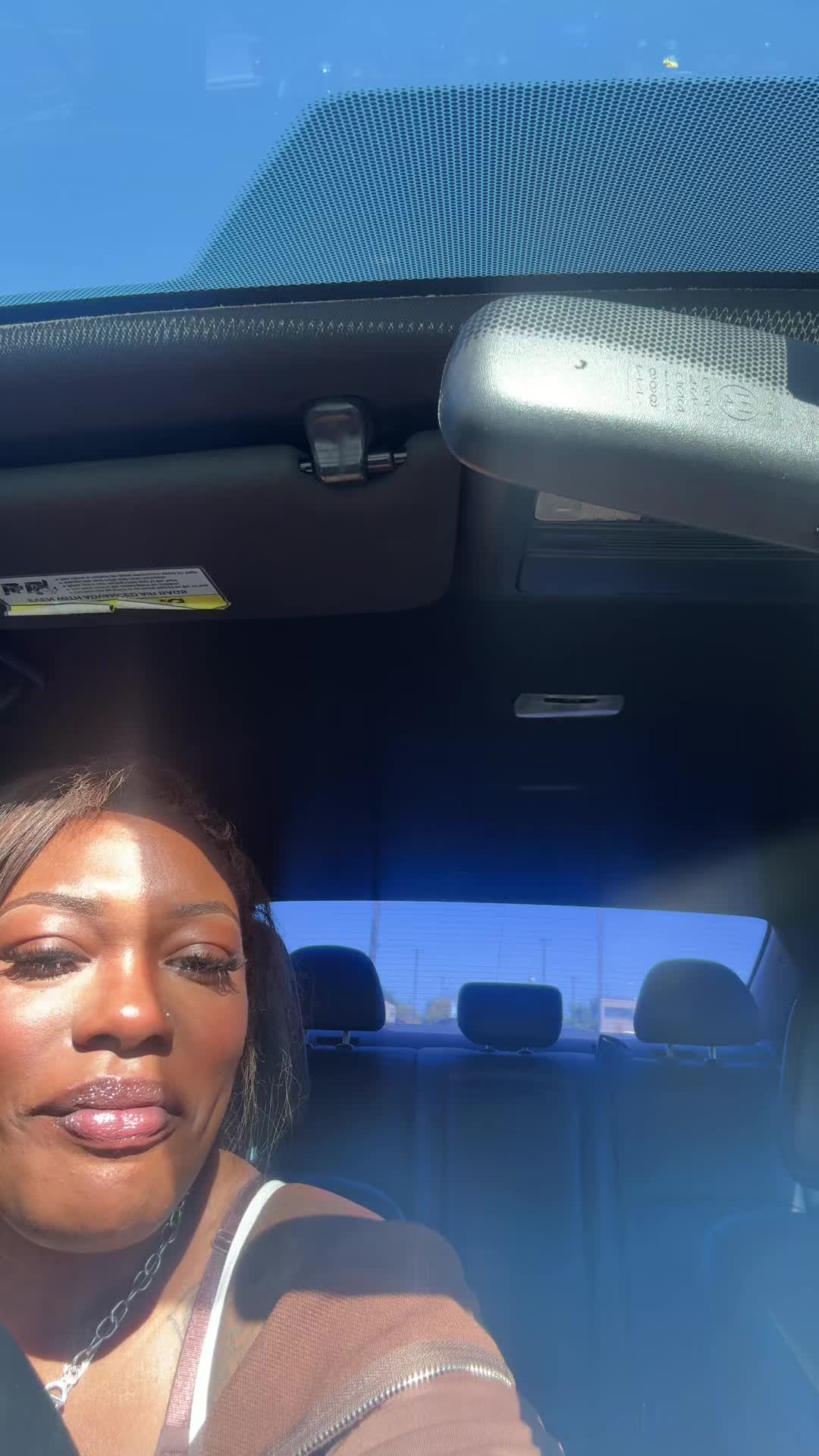 @MelaninMonroe
