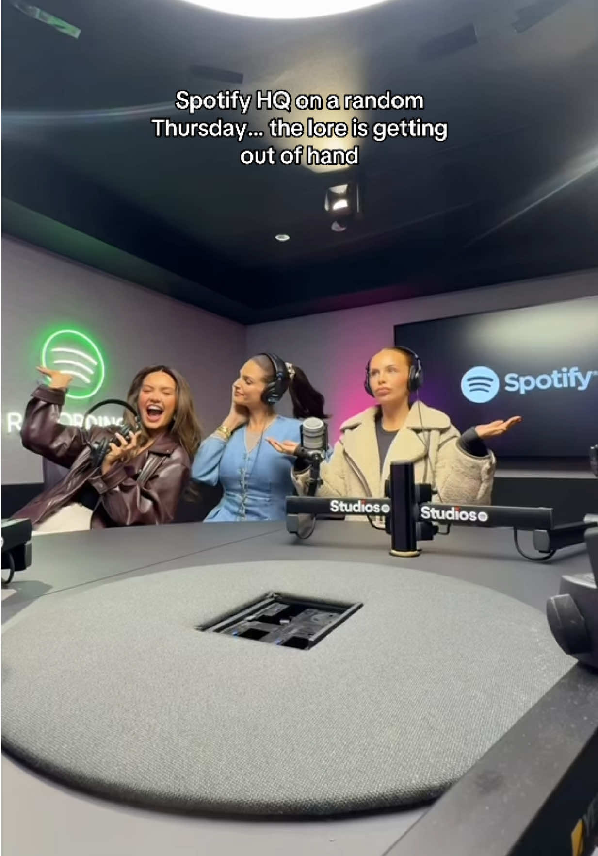 @The Girls Groupchat Podcast