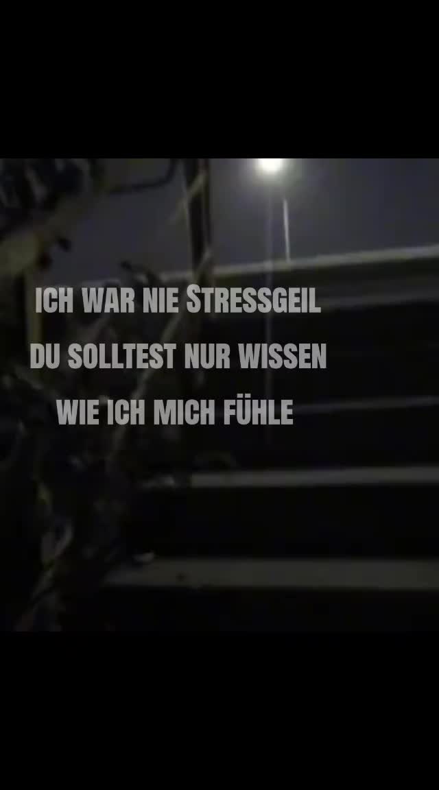 @𝐄&rsquo;🌺