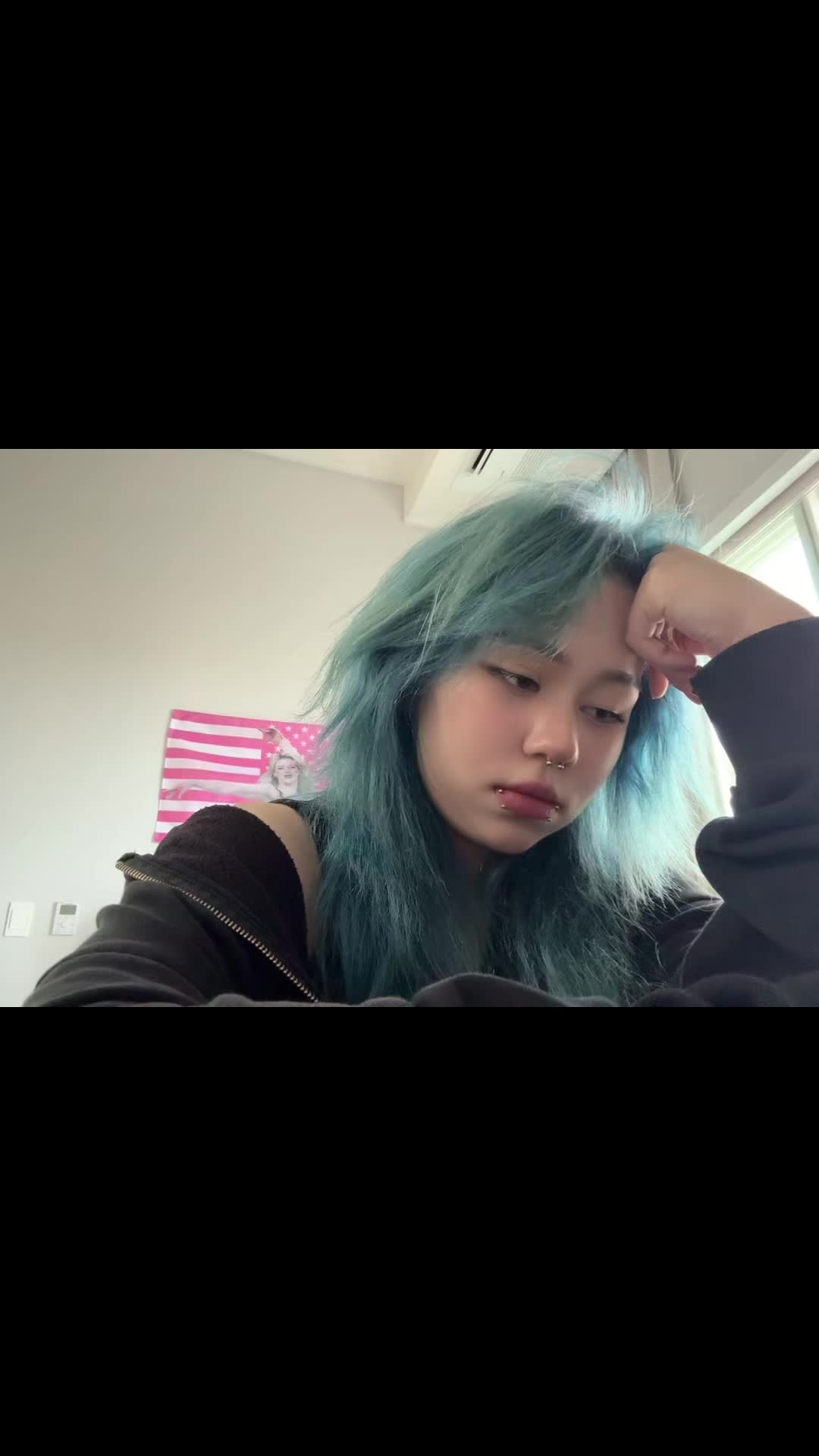 @cheshire cat // 카리나