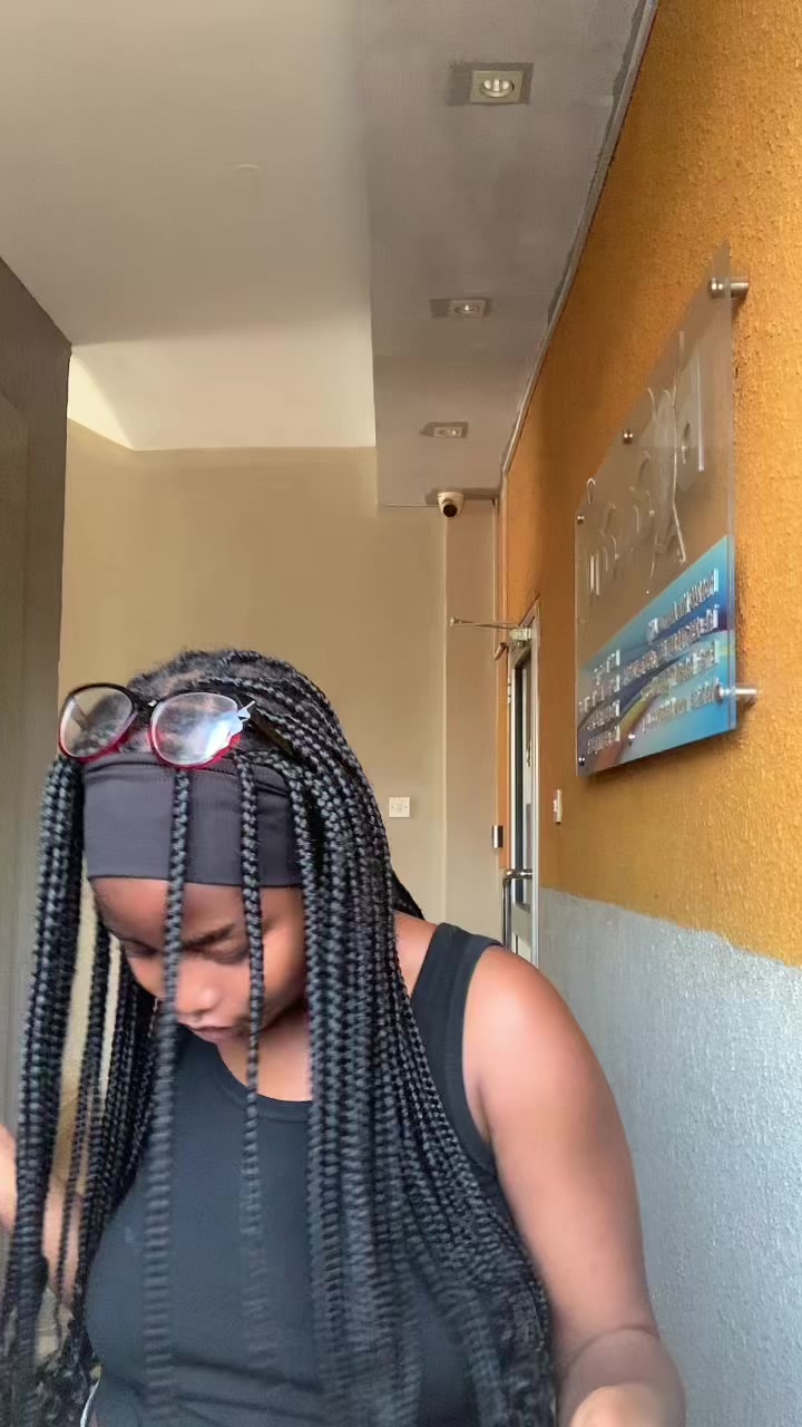 @Pretty Nicole Official🎼💫🎶🦋
