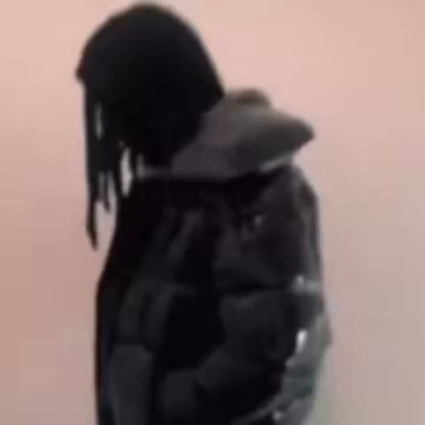 @𐕣