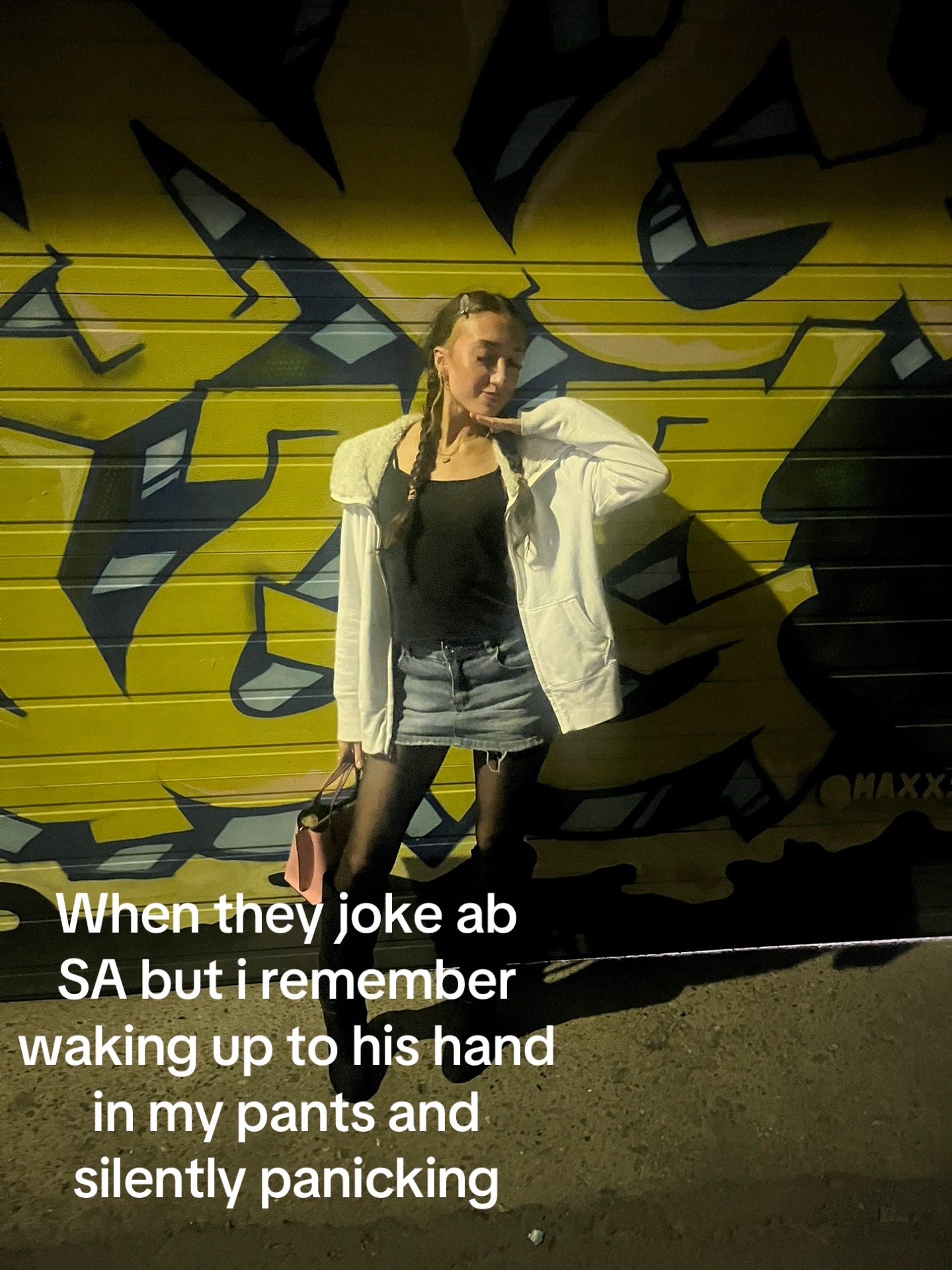 @️