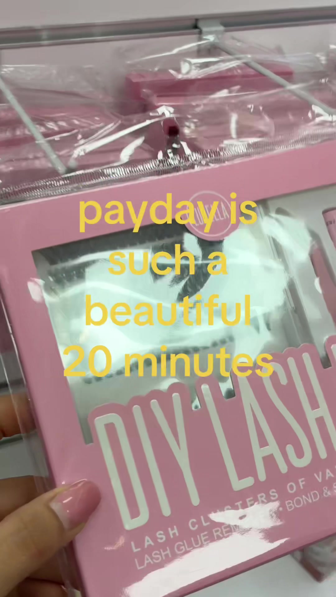 @luxbeautybakersfield