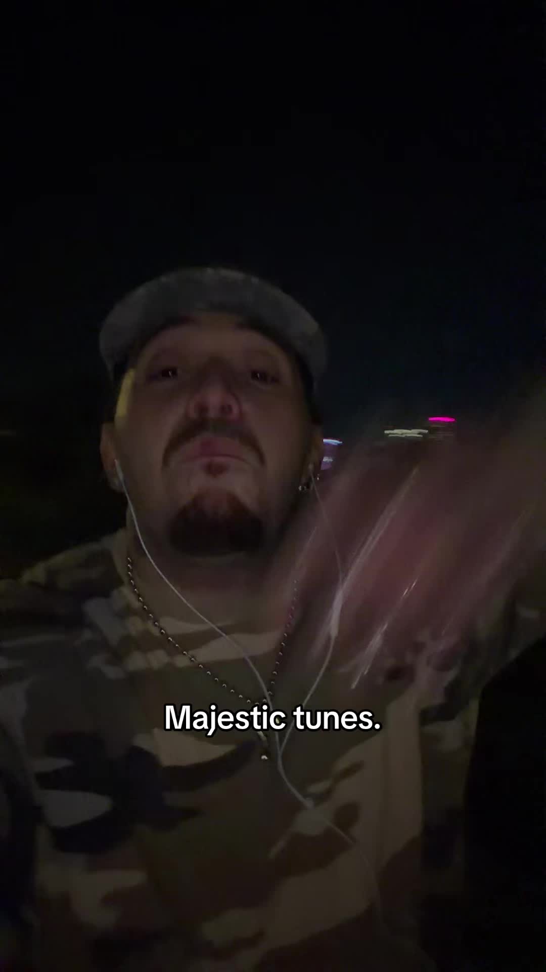 @Fezz
