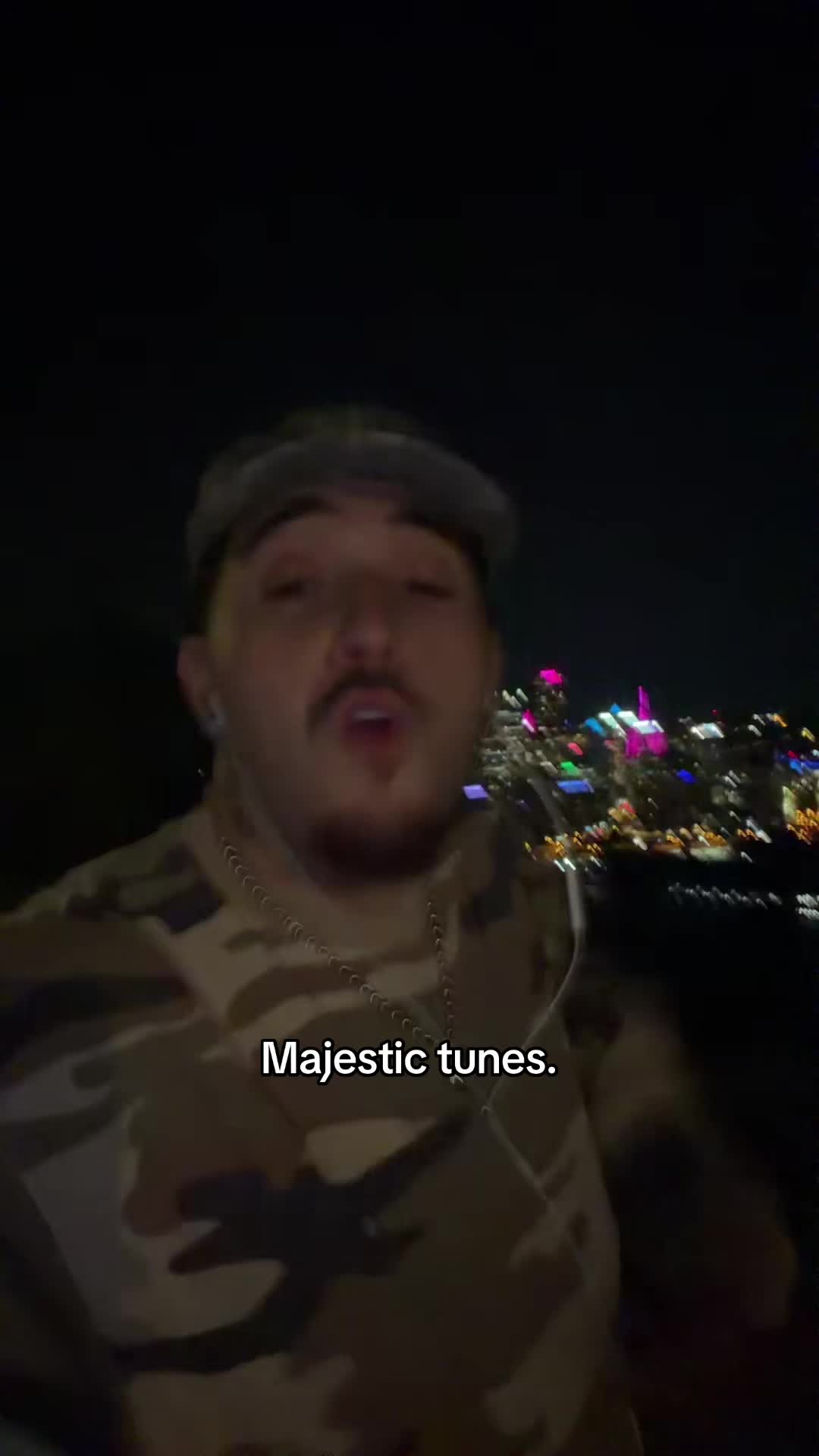 @Fezz