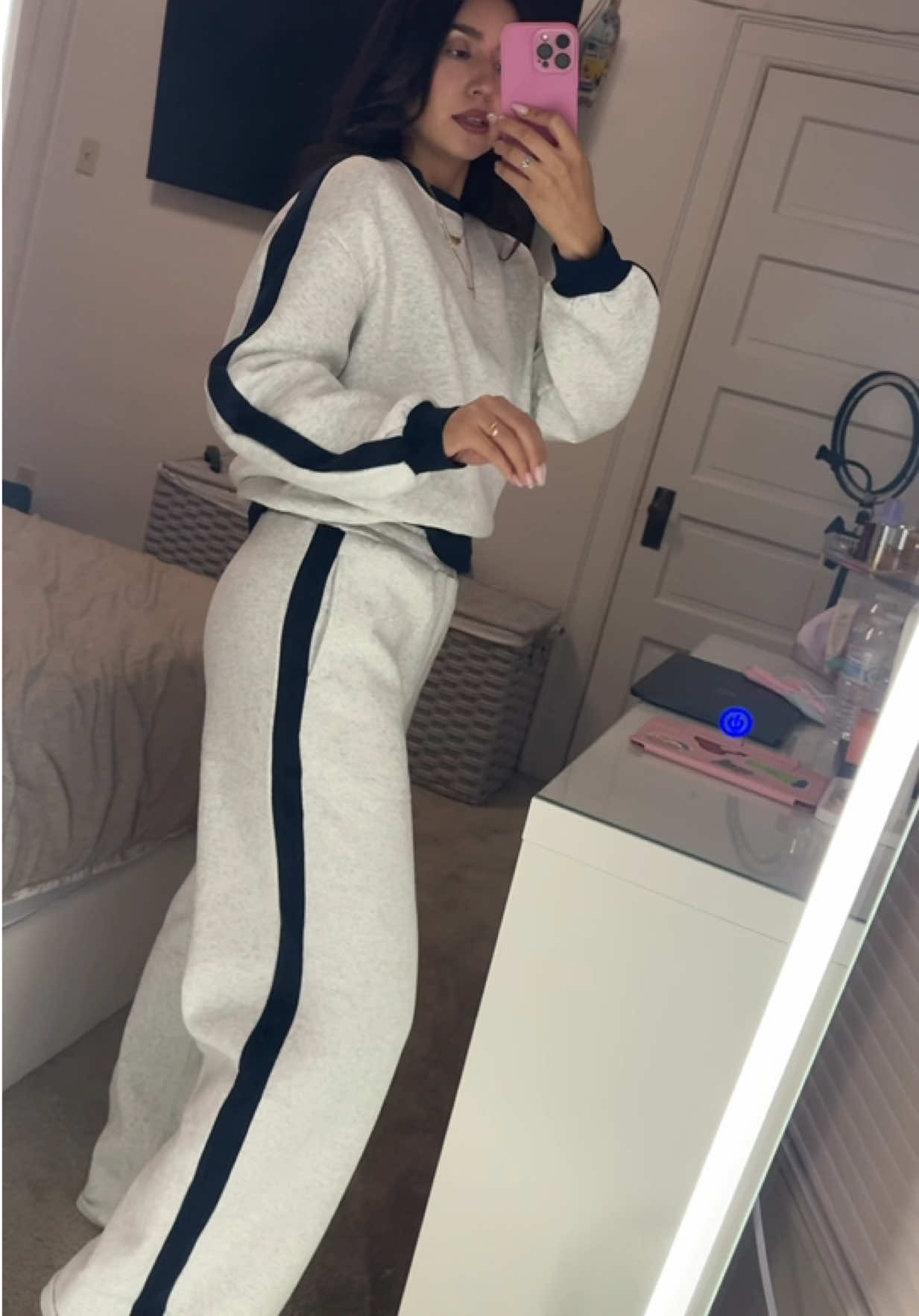 @ᒪIᒪᒪIᗩᑎ ᗷOᑎIᒪᒪᗩ.🦒