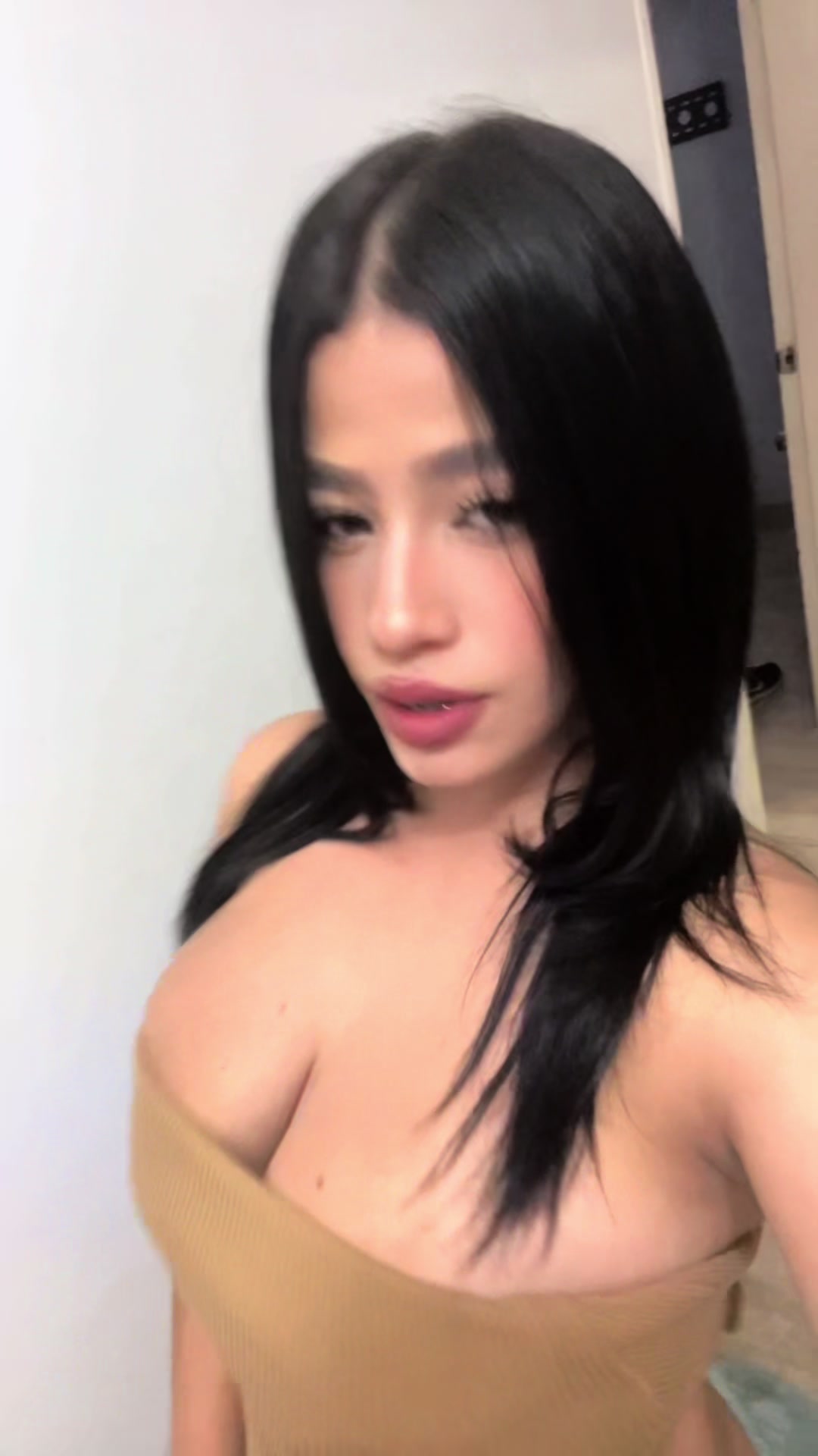 @Roxii1603