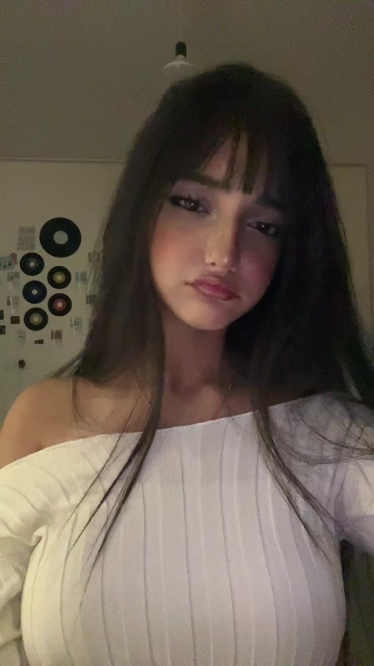 @🐚