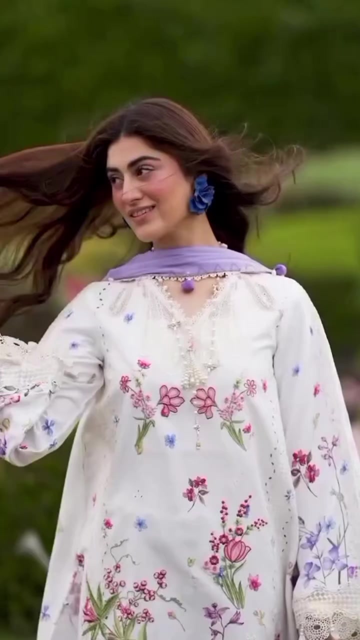 @Hina Afridi 🌸🕊️
