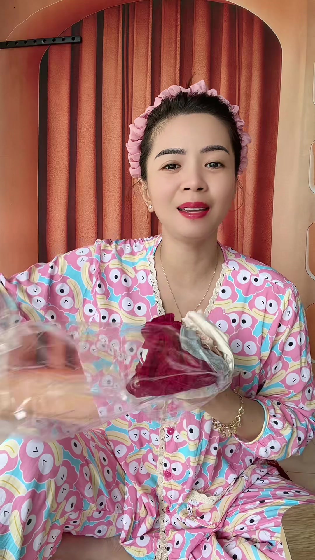 @Em Cẩm Nè
