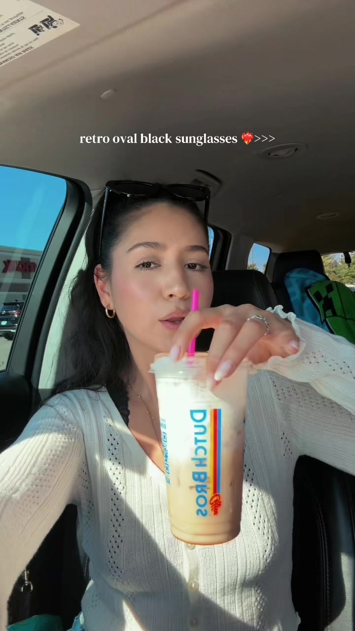 @ᒪIᒪᒪIᗩᑎ ᗷOᑎIᒪᒪᗩ.🦒