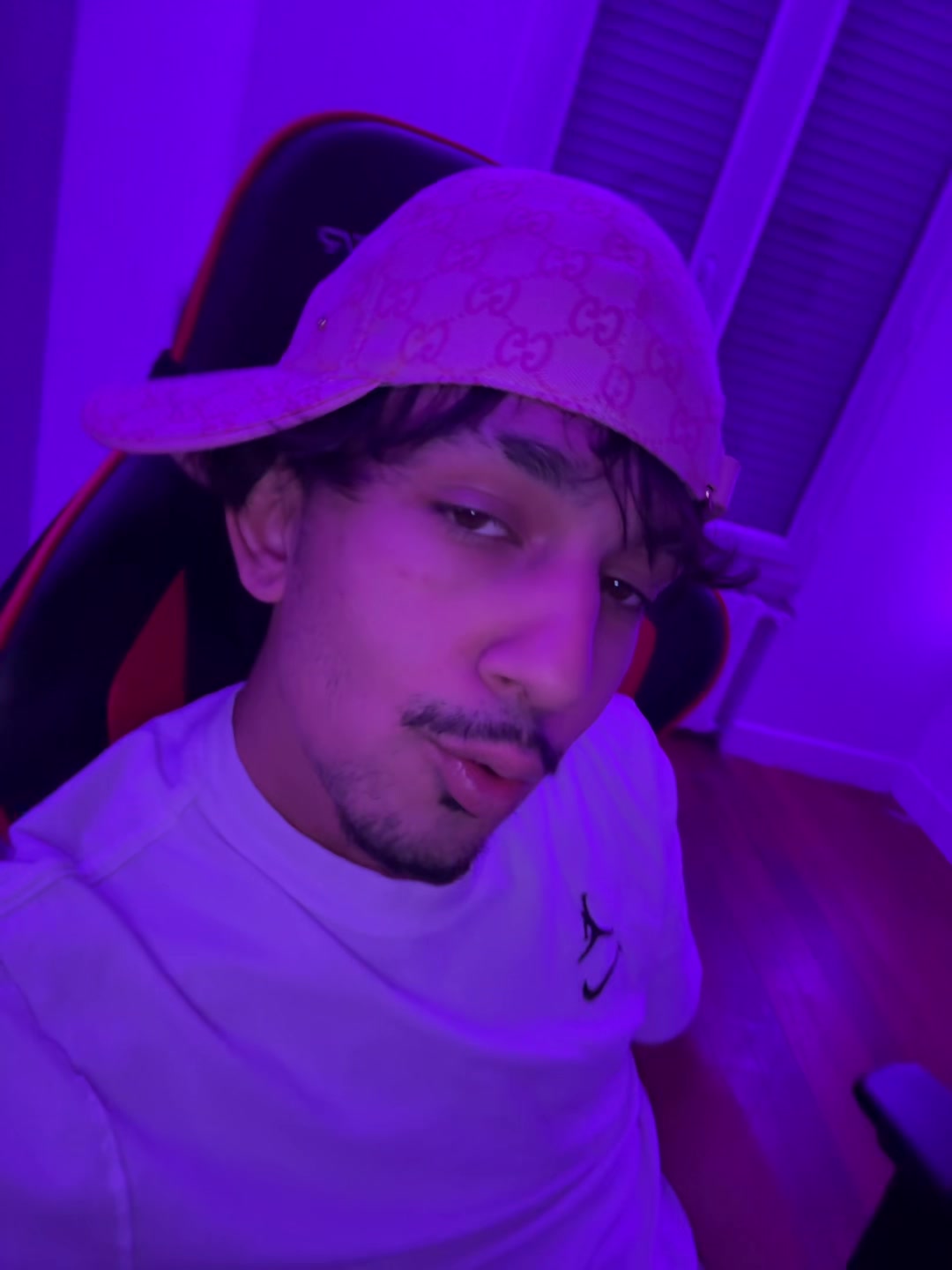 @E N V Y