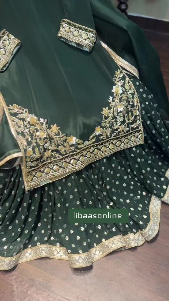 @ਲਿਬਾਸ by ਕੌਰ
