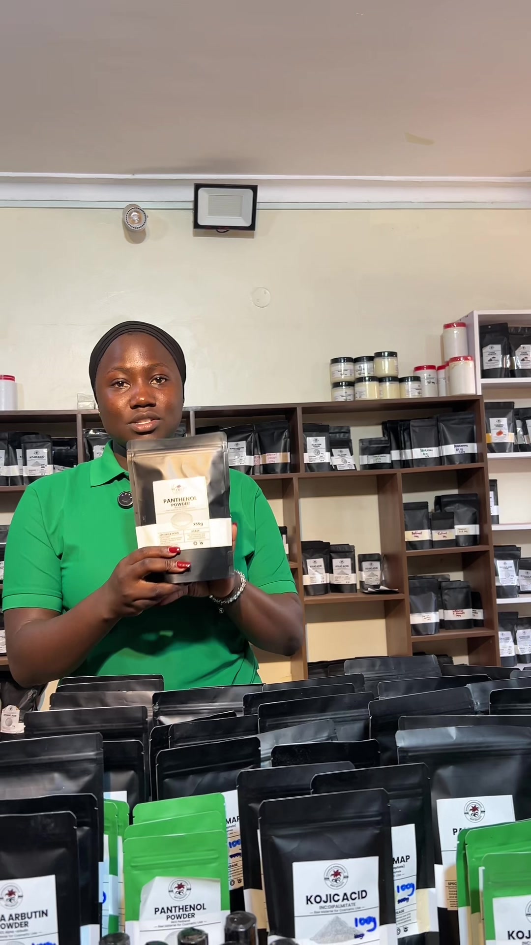@BOTANICAL RAW MATERIALS UG
