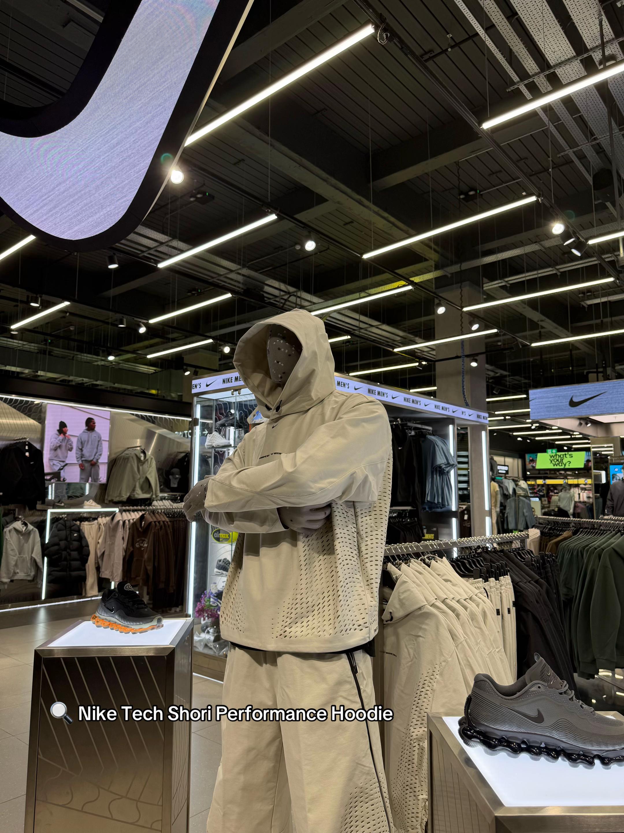 @JD Sports