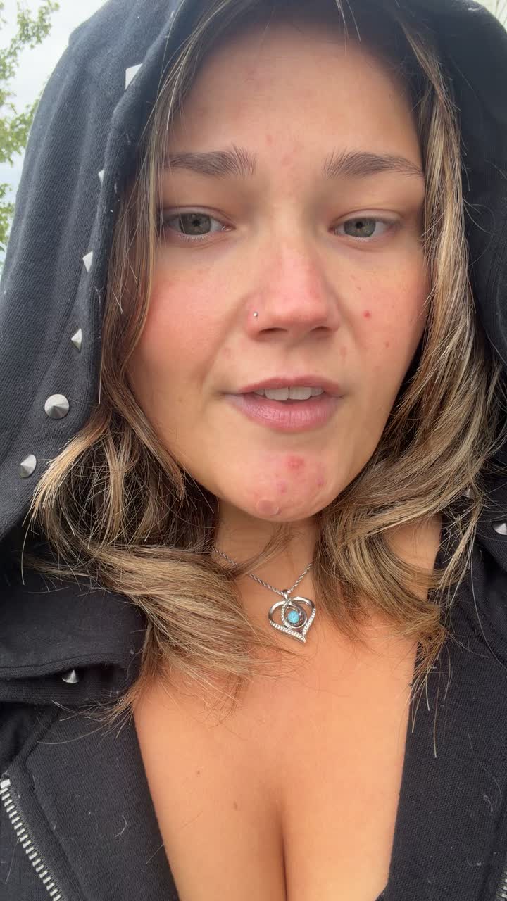 @MaryBerryCherry!🧂🫶🦋🌷🦍🦄🥊